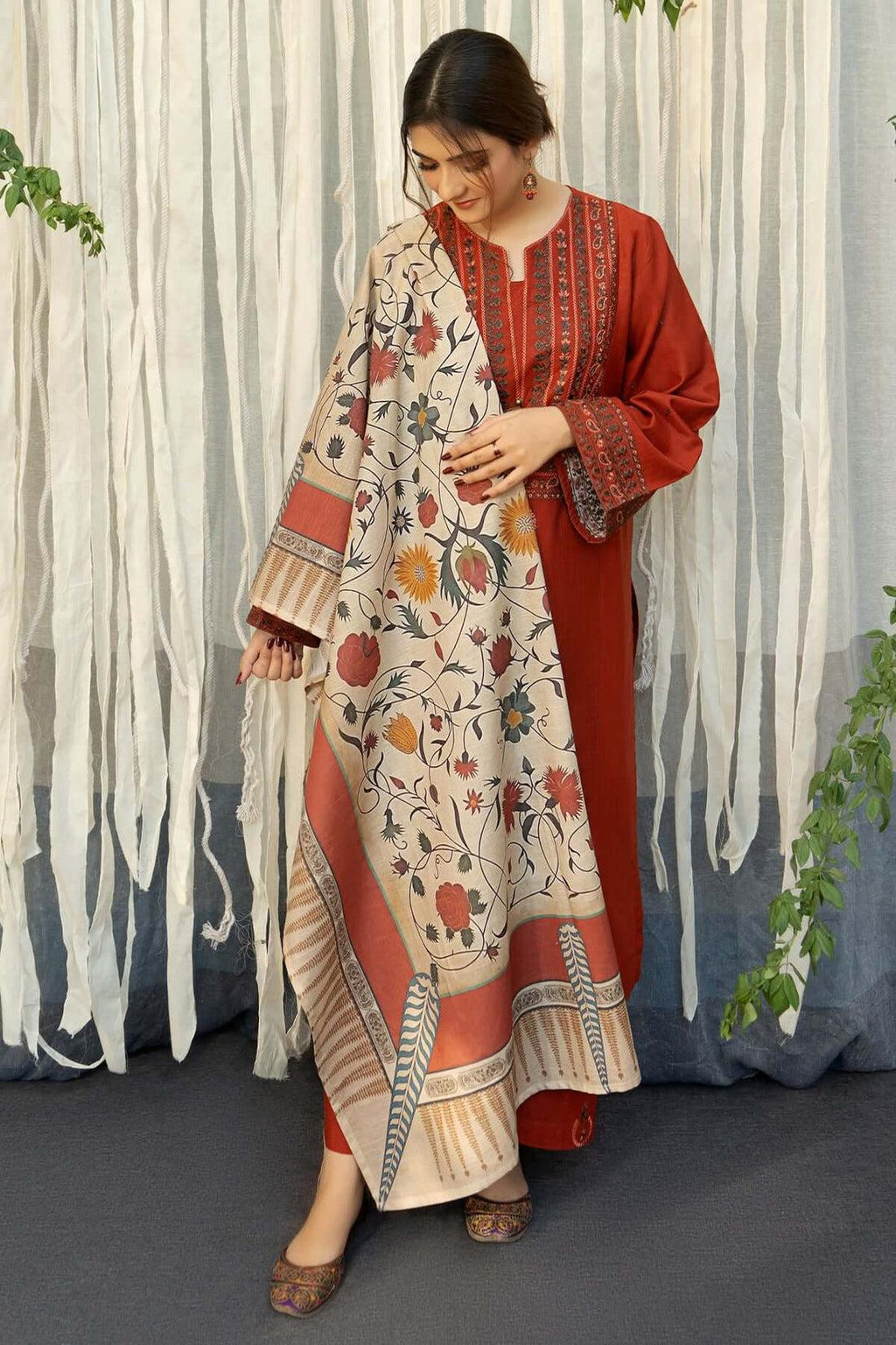 LAWN 3 PIECE EMBROIDERY 🪡 EID COLLECTION